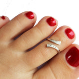 Wrap Around CZ Adj Toe Ring