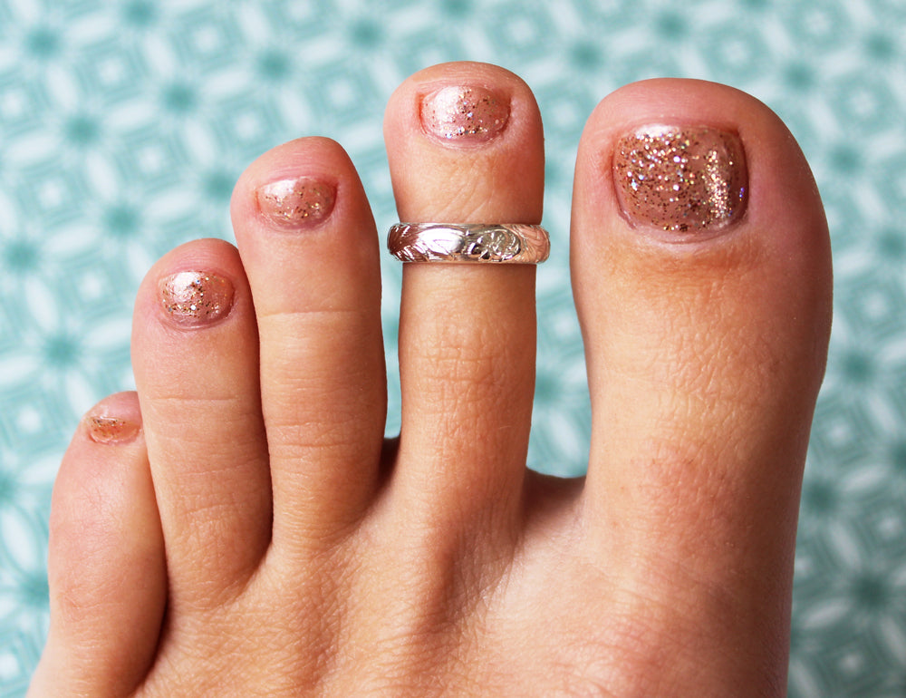 Garden Party Gold Fill Adjustable Toe Ring shown on a toe