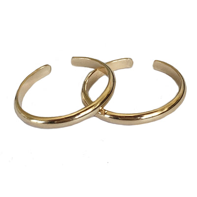 A pair of 2mm Gold Fill Adjustable Toe Rings